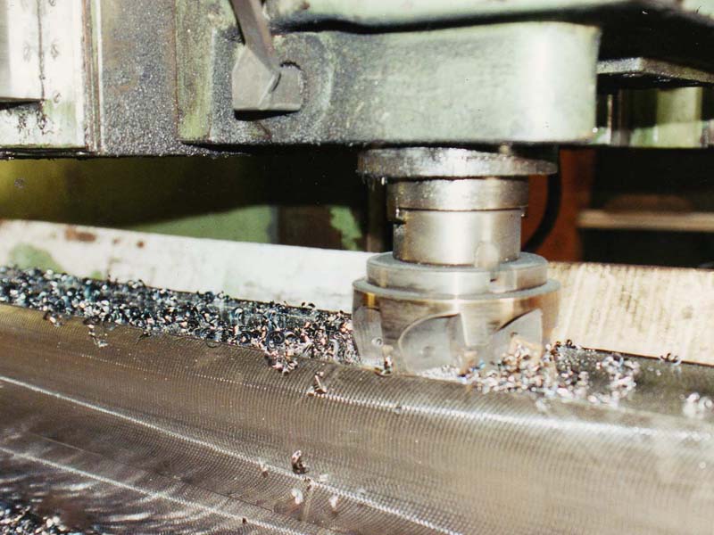 Juego basico de matriceria standard para plegadora